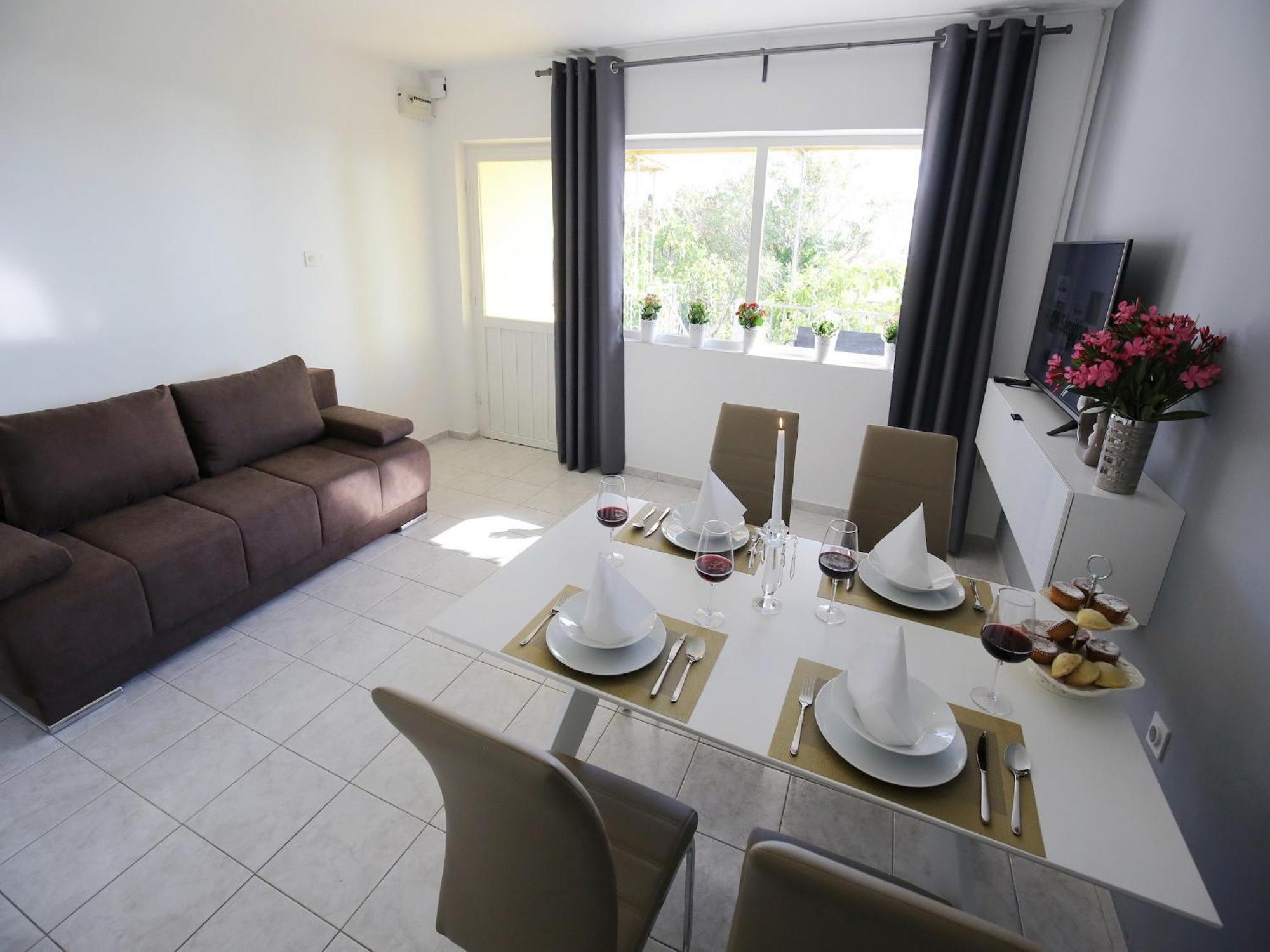 Scenic Holiday Home In Bibinje Near Sea Luaran gambar