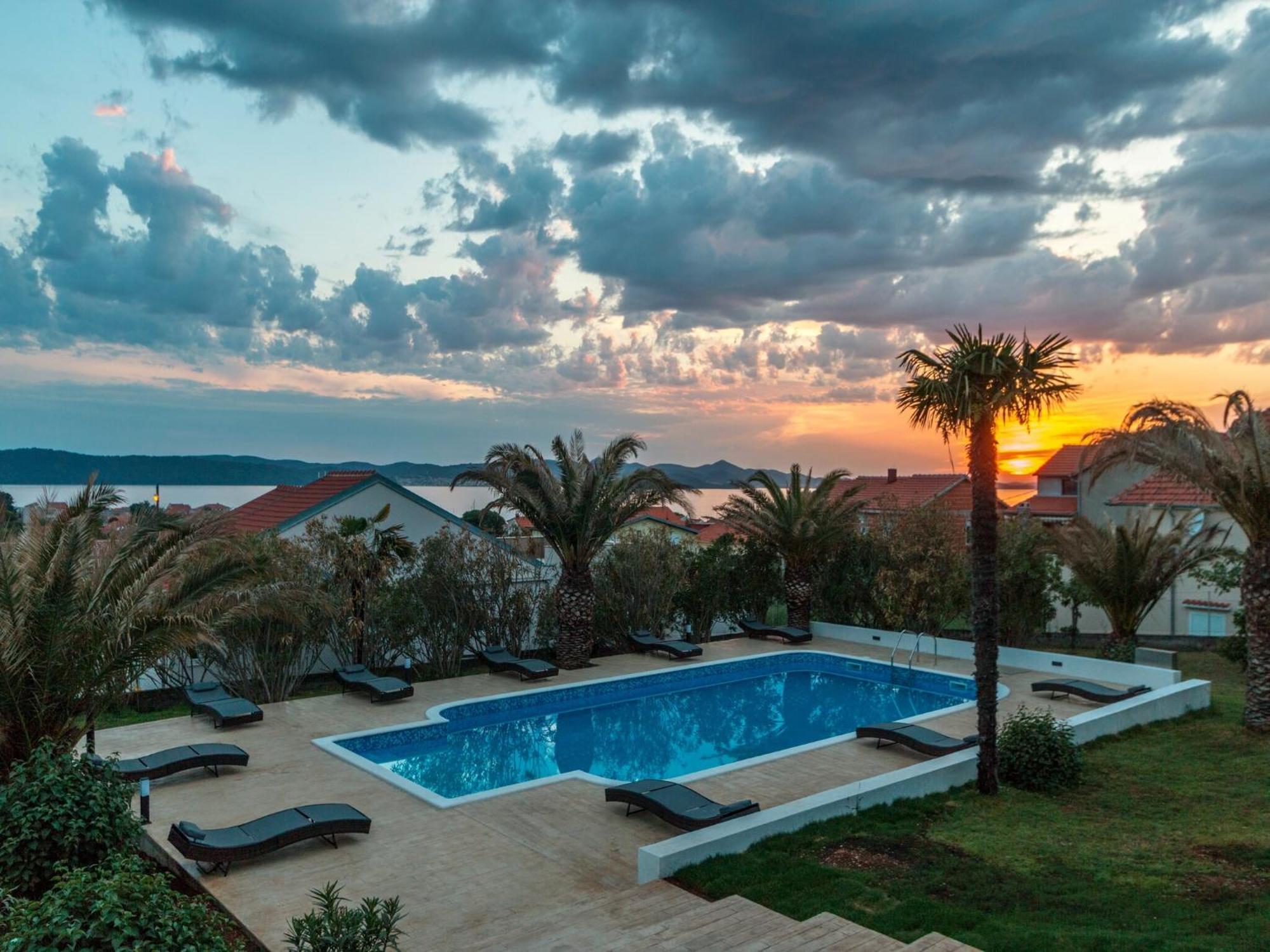 Scenic Holiday Home In Bibinje Near Sea Luaran gambar