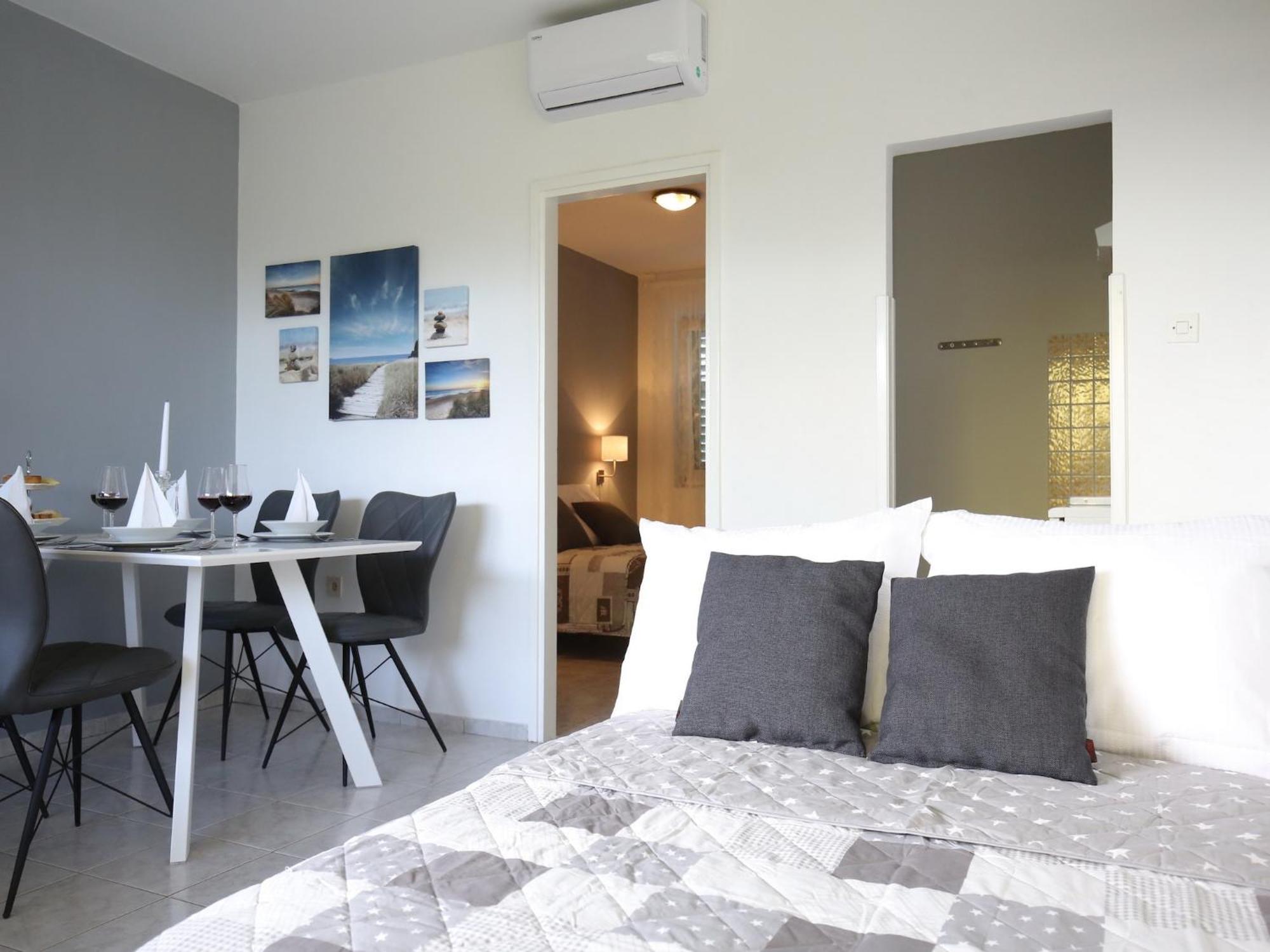 Scenic Holiday Home In Bibinje Near Sea Luaran gambar