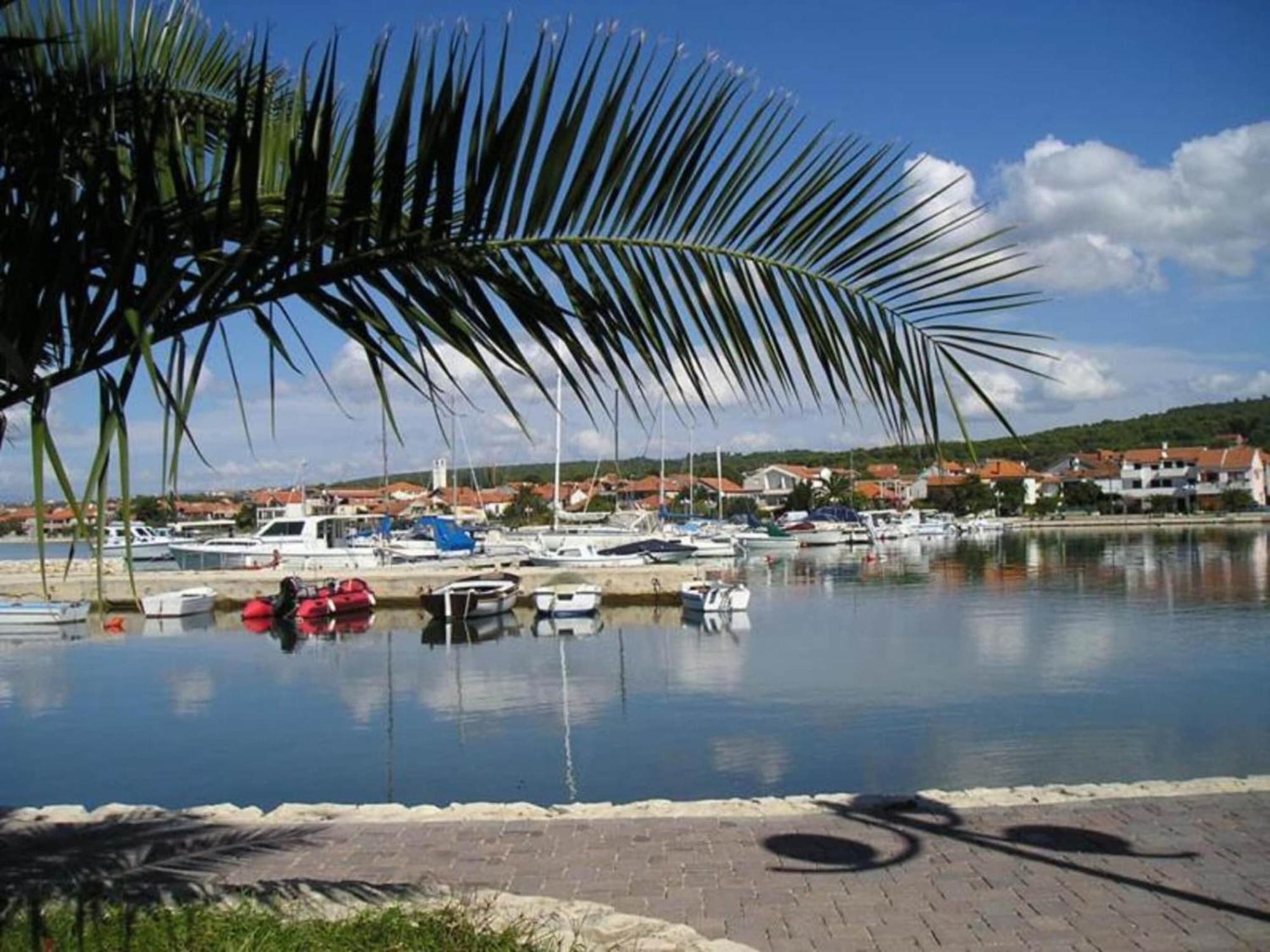 Scenic Holiday Home In Bibinje Near Sea Luaran gambar
