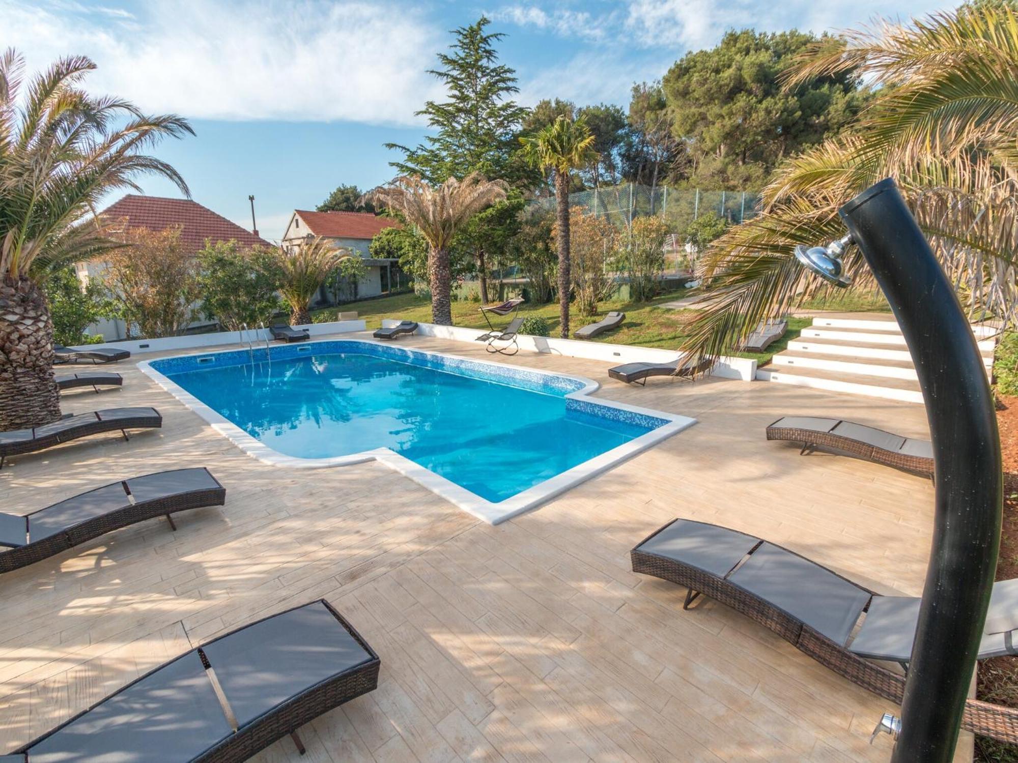 Scenic Holiday Home In Bibinje Near Sea Luaran gambar
