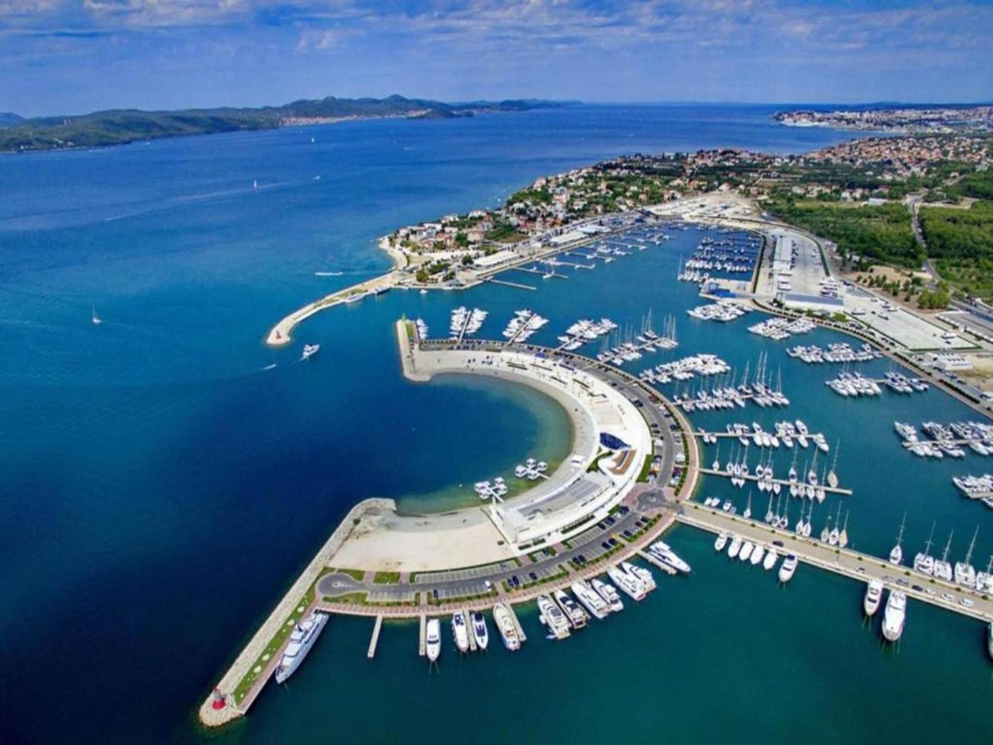 Scenic Holiday Home In Bibinje Near Sea Luaran gambar