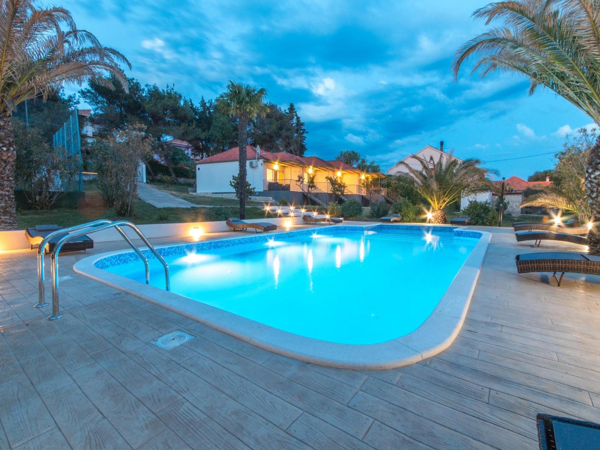 Scenic Holiday Home In Bibinje Near Sea Luaran gambar